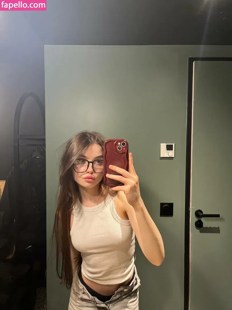 sighttttt (Vladlena) Onlyfans Photo Gallery 