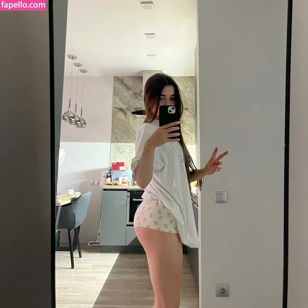 sighttttt (Vladlena) Onlyfans Photo Gallery 