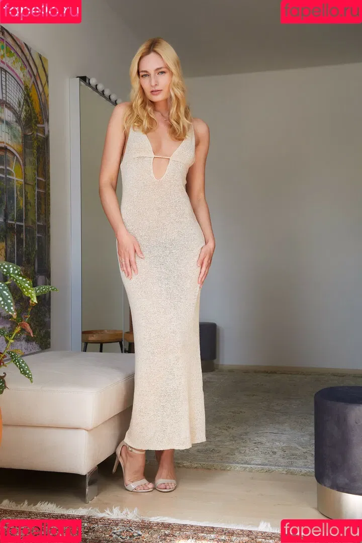 Leanne Lace Onlyfans Photo Gallery 