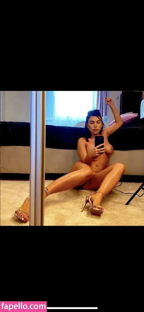 Andreea LaLuna Onlyfans Photo Gallery 