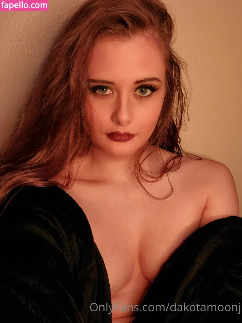 dakotamoonj Onlyfans Photo Gallery 