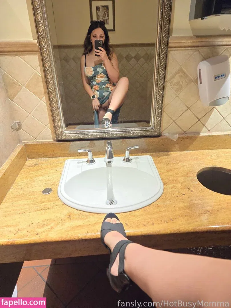 HotBusyMomma Onlyfans Photo Gallery 