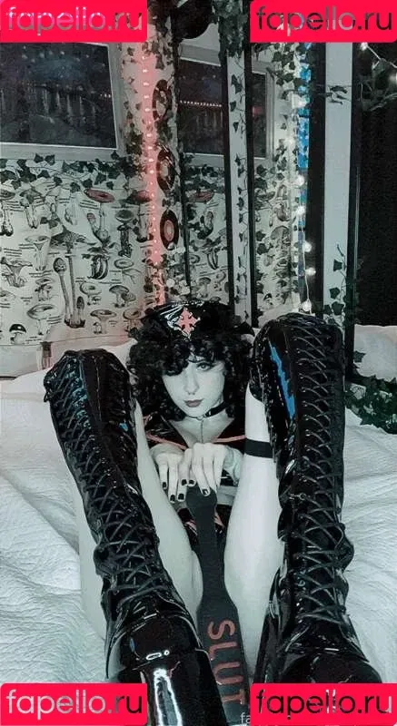 Deadpixieguts Onlyfans Photo Gallery 