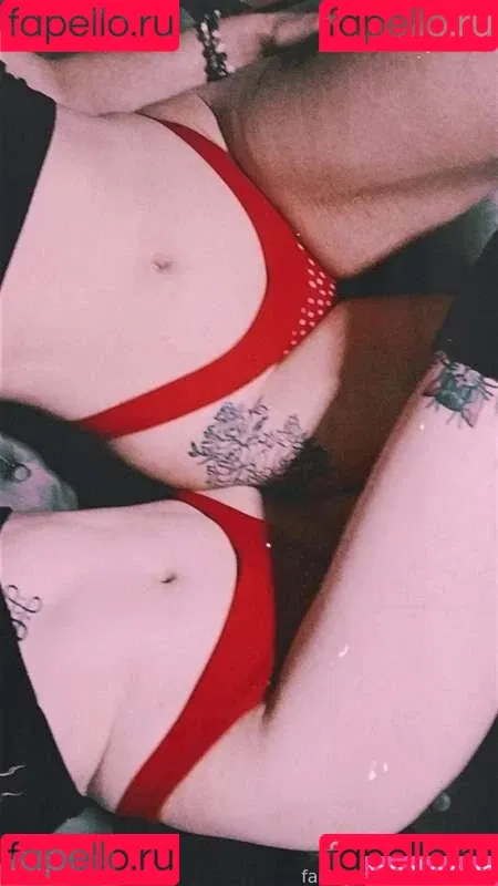 Deadpixieguts Onlyfans Photo Gallery 