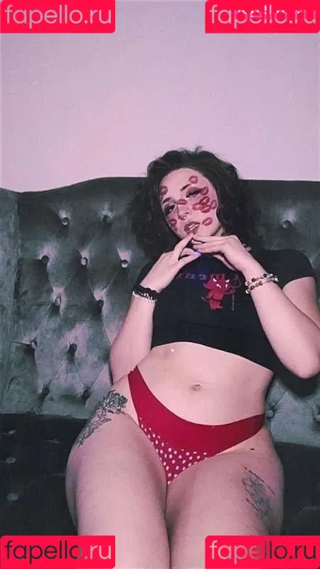 Deadpixieguts Onlyfans Photo Gallery 