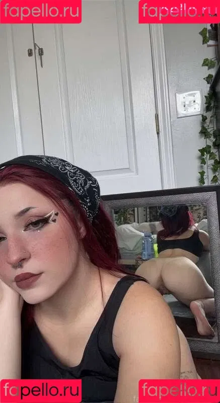 Deadpixieguts Onlyfans Photo Gallery 