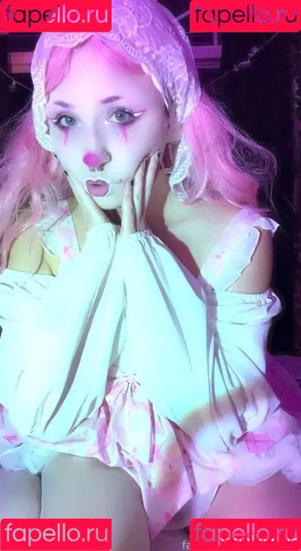 Deadpixieguts Onlyfans Photo Gallery 