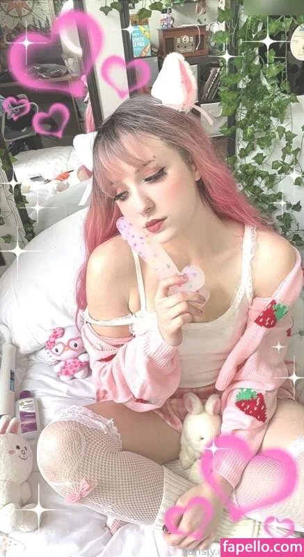 Deadpixieguts Onlyfans Photo Gallery 