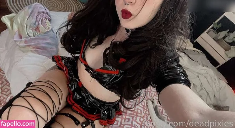 Deadpixieguts Onlyfans Photo Gallery 