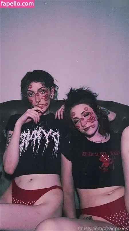 Deadpixieguts Onlyfans Photo Gallery 