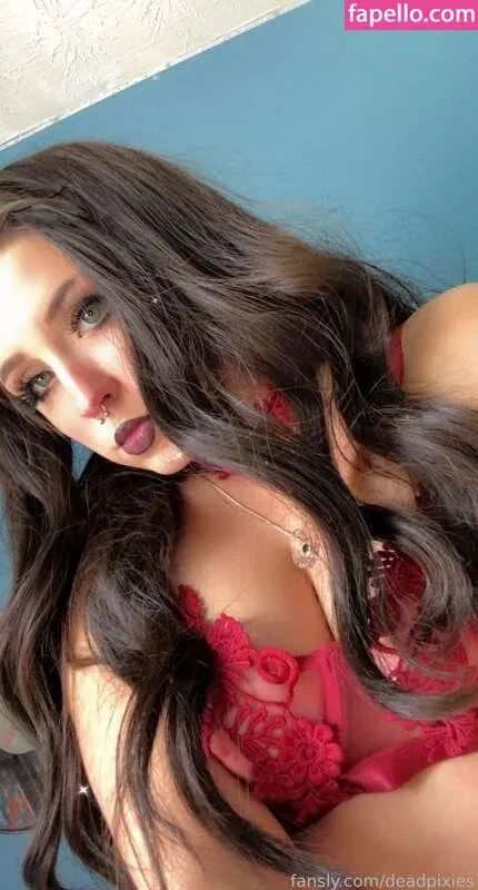 Deadpixieguts Onlyfans Photo Gallery 