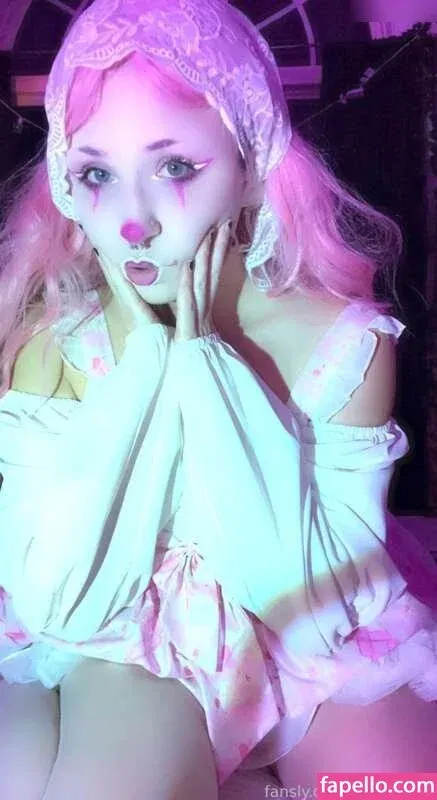 Deadpixieguts Onlyfans Photo Gallery 