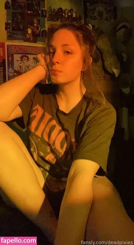 Deadpixieguts Onlyfans Photo Gallery 