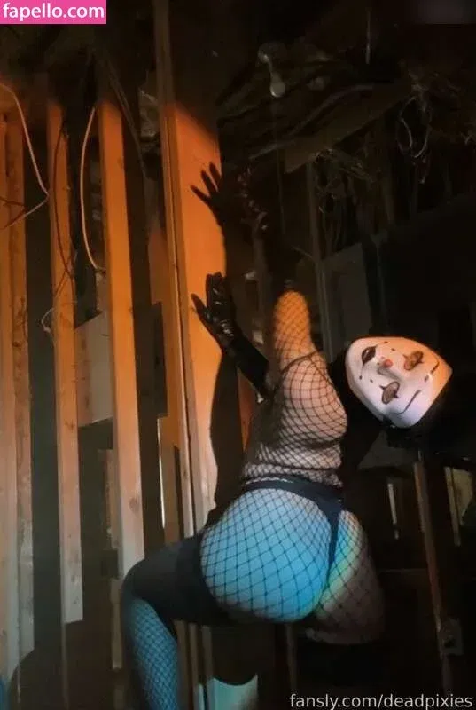 Deadpixieguts Onlyfans Photo Gallery 