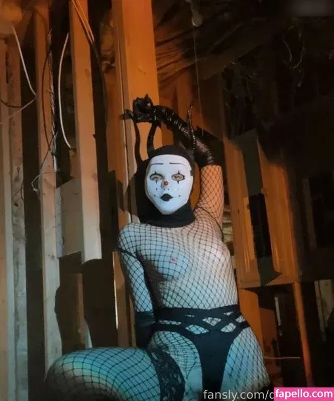 Deadpixieguts Onlyfans Photo Gallery 