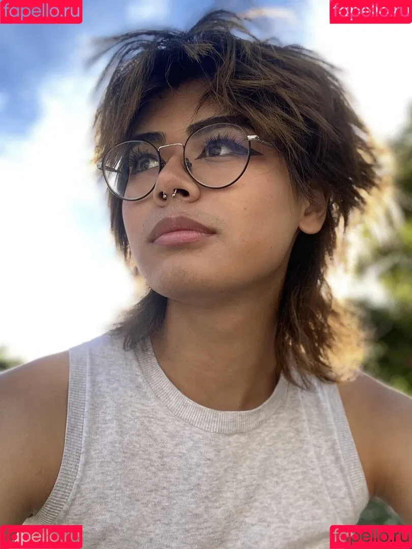 Kiyana Vi Onlyfans Photo Gallery 