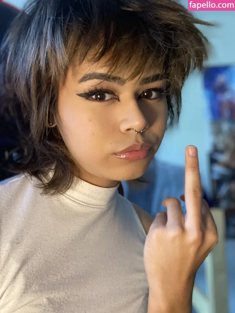 Kiyana Vi Onlyfans Photo Gallery 