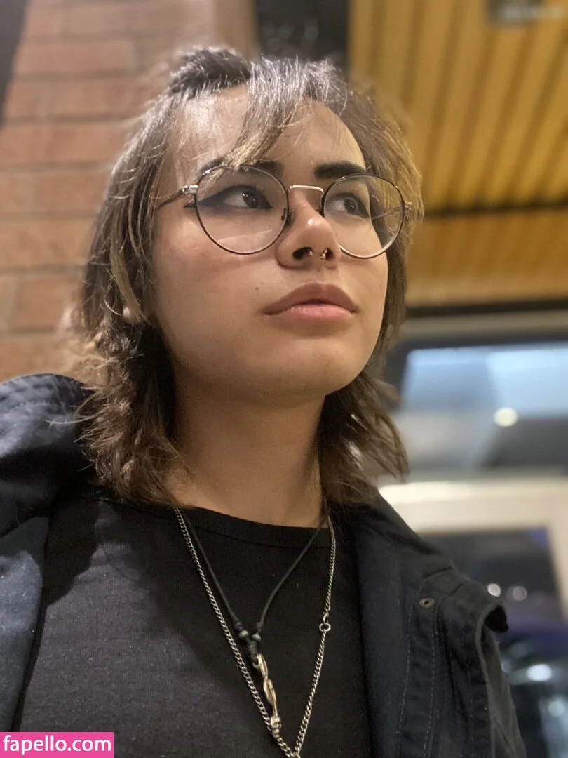 Kiyana Vi Onlyfans Photo Gallery 