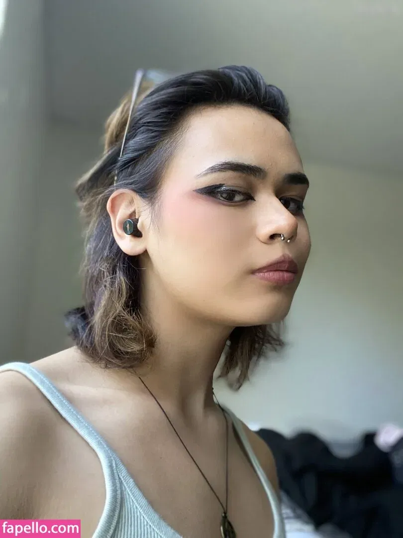 Kiyana Vi Onlyfans Photo Gallery 