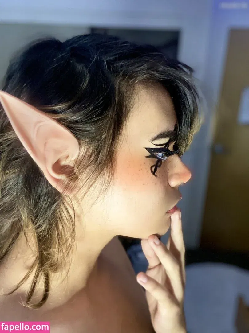 Kiyana Vi Onlyfans Photo Gallery 