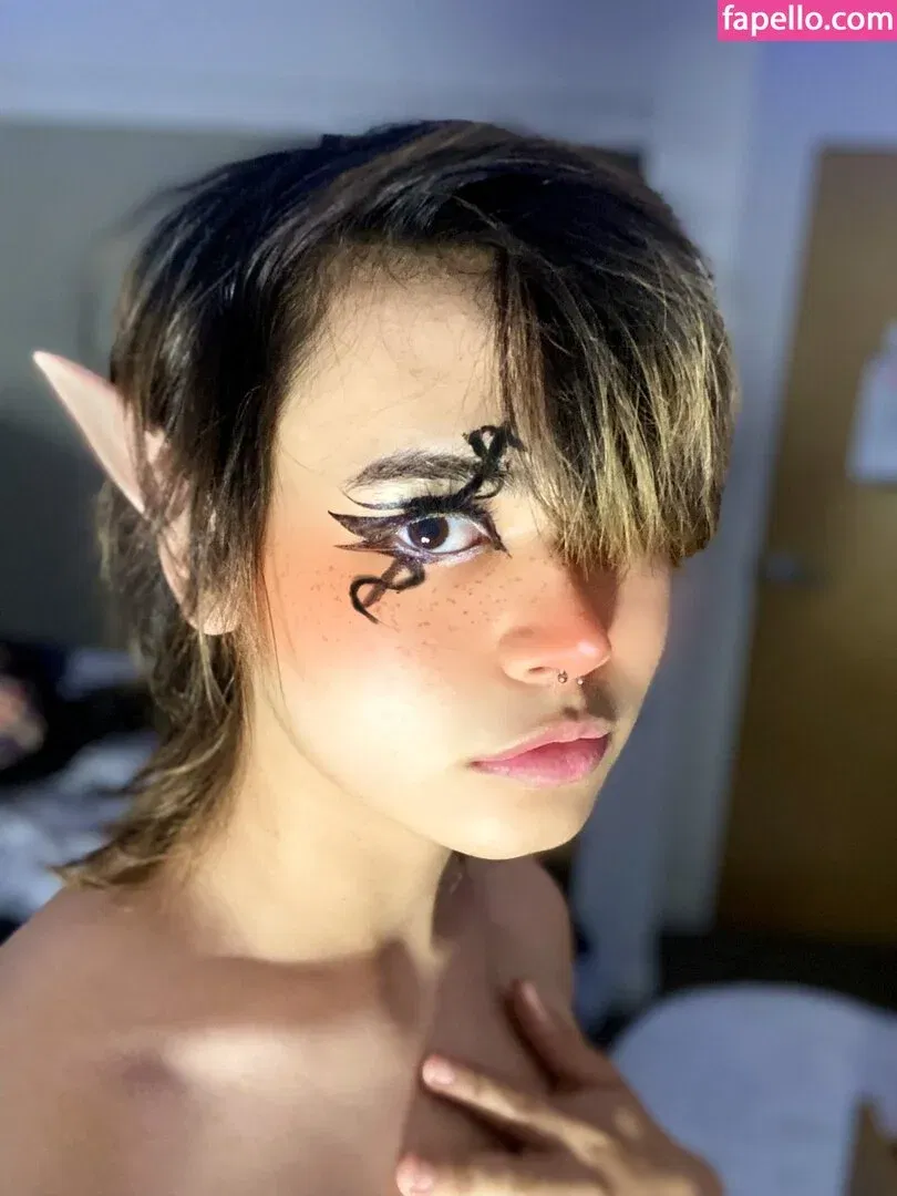 Kiyana Vi Onlyfans Photo Gallery 