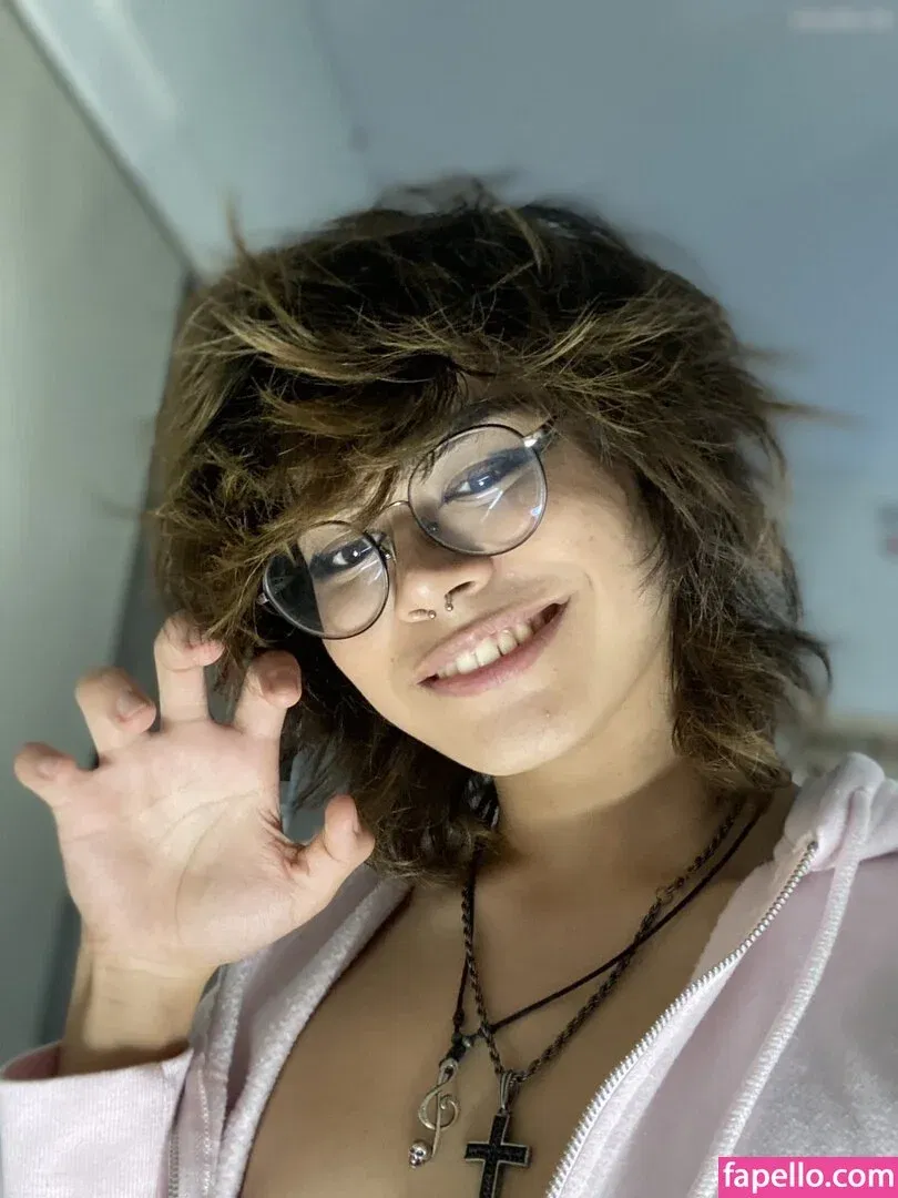 Kiyana Vi Onlyfans Photo Gallery 