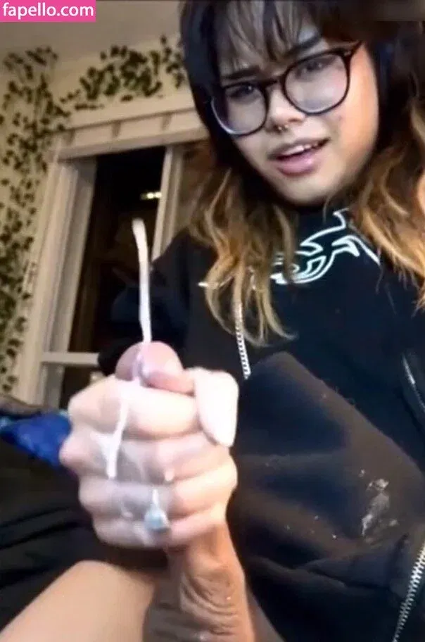 Kiyana Vi Onlyfans Photo Gallery 