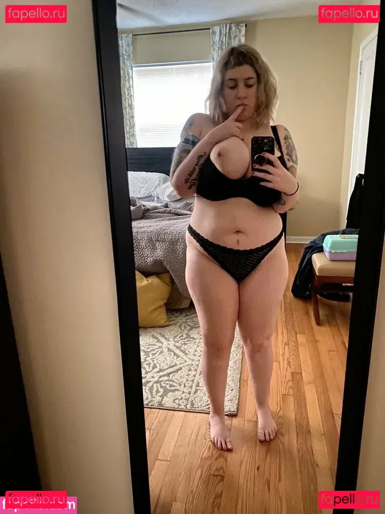 succubusty666 Onlyfans Photo Gallery 