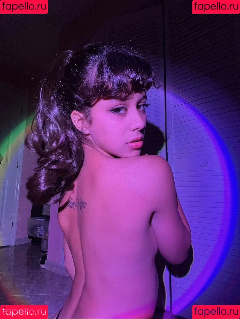 Littlebunnygirl Onlyfans Photo Gallery 