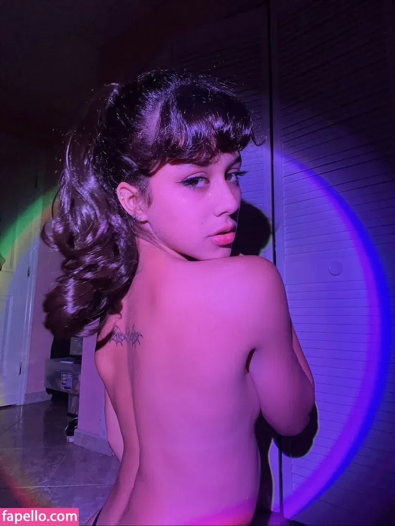 Littlebunnygirl Onlyfans Photo Gallery 