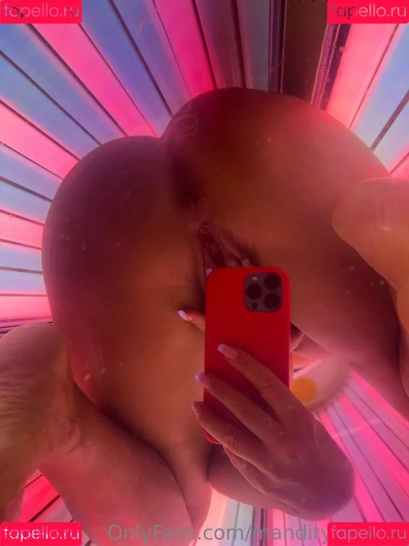 Izabella Mandity Timea Onlyfans Photo Gallery 