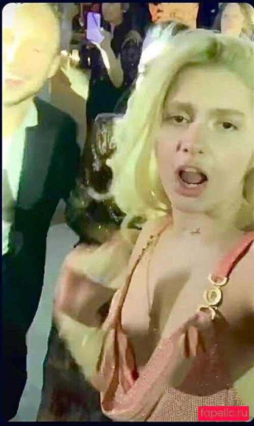 Aleyna Tilki Nude Onlyfans Photo 17