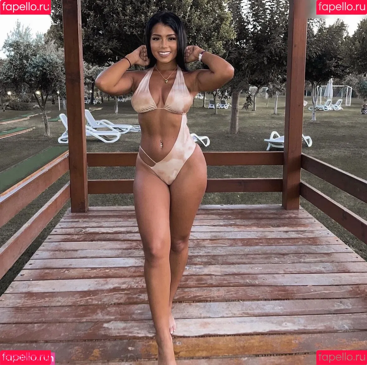 Sabrine Khan Onlyfans Photo Gallery 