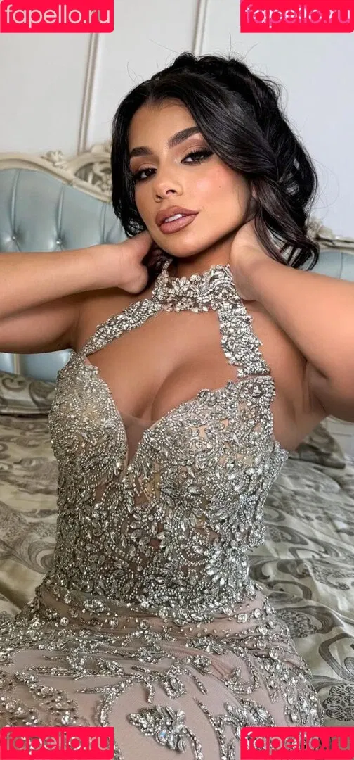 Sabrine Khan Onlyfans Photo Gallery 