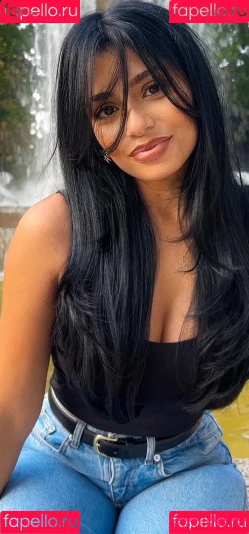 Sabrine Khan Onlyfans Photo Gallery 