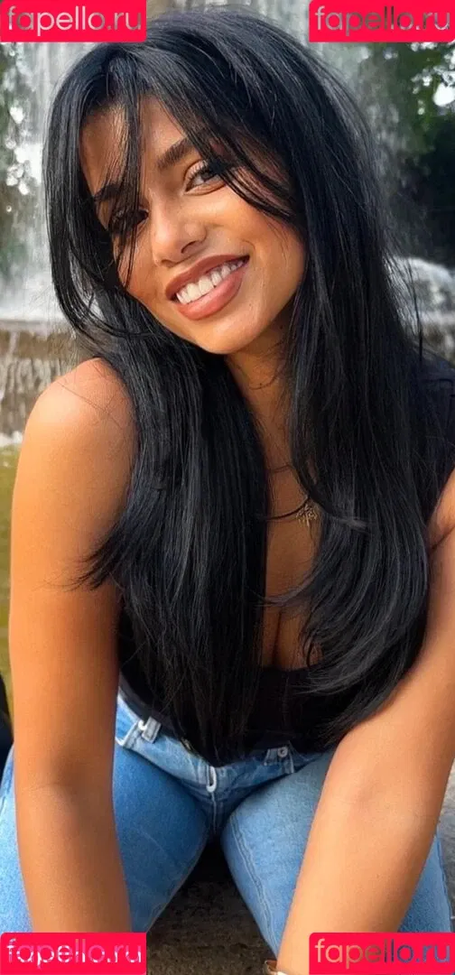 Sabrine Khan Onlyfans Photo Gallery 
