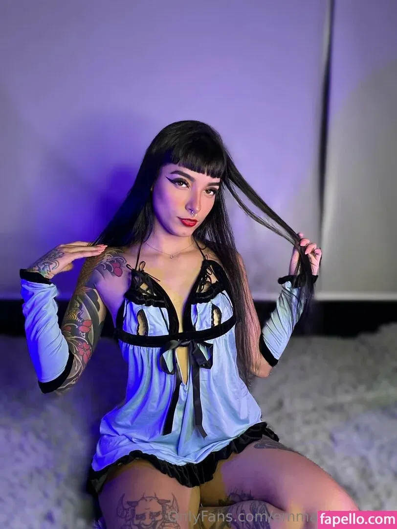 emmablackkfree Onlyfans Photo Gallery 