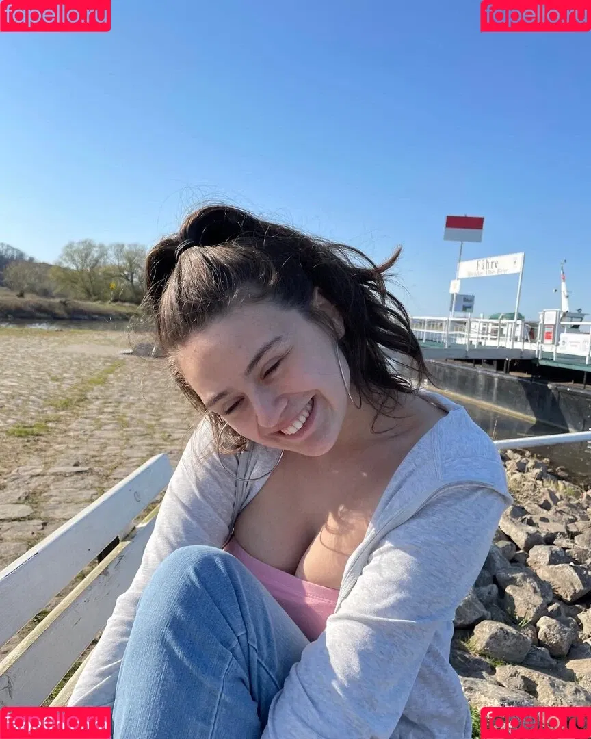 Lennimapenny Onlyfans Photo Gallery 