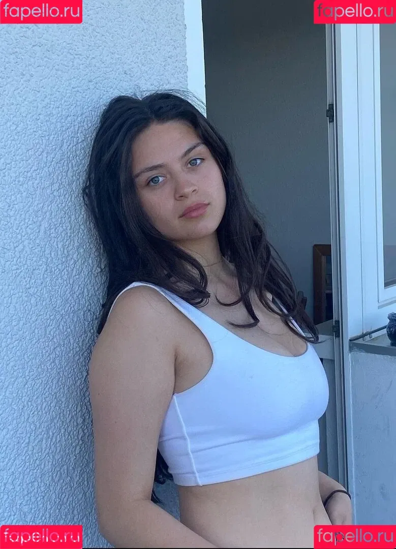 Lennimapenny Onlyfans Photo Gallery 