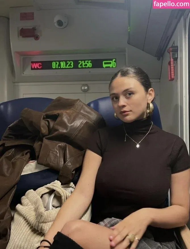 Lennimapenny Onlyfans Photo Gallery 