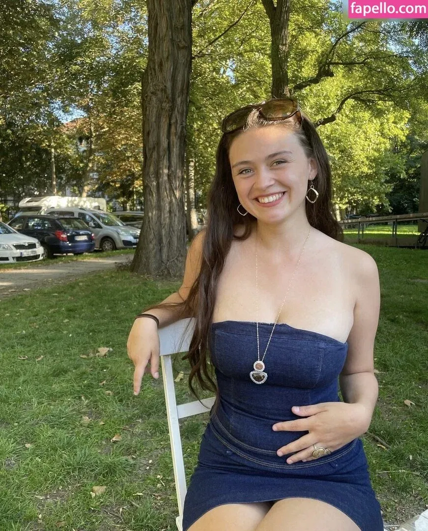 Lennimapenny Onlyfans Photo Gallery 