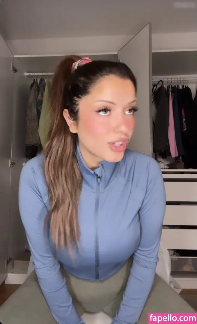 Emily Furz Onlyfans Photo Gallery 