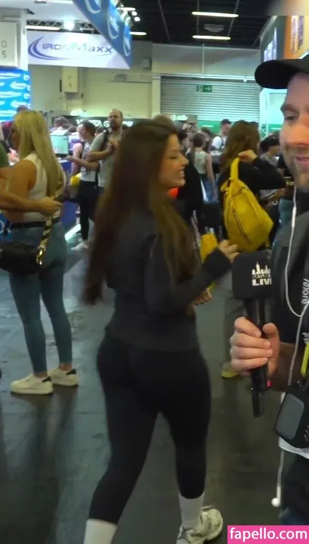 Emily Furz Onlyfans Photo Gallery 