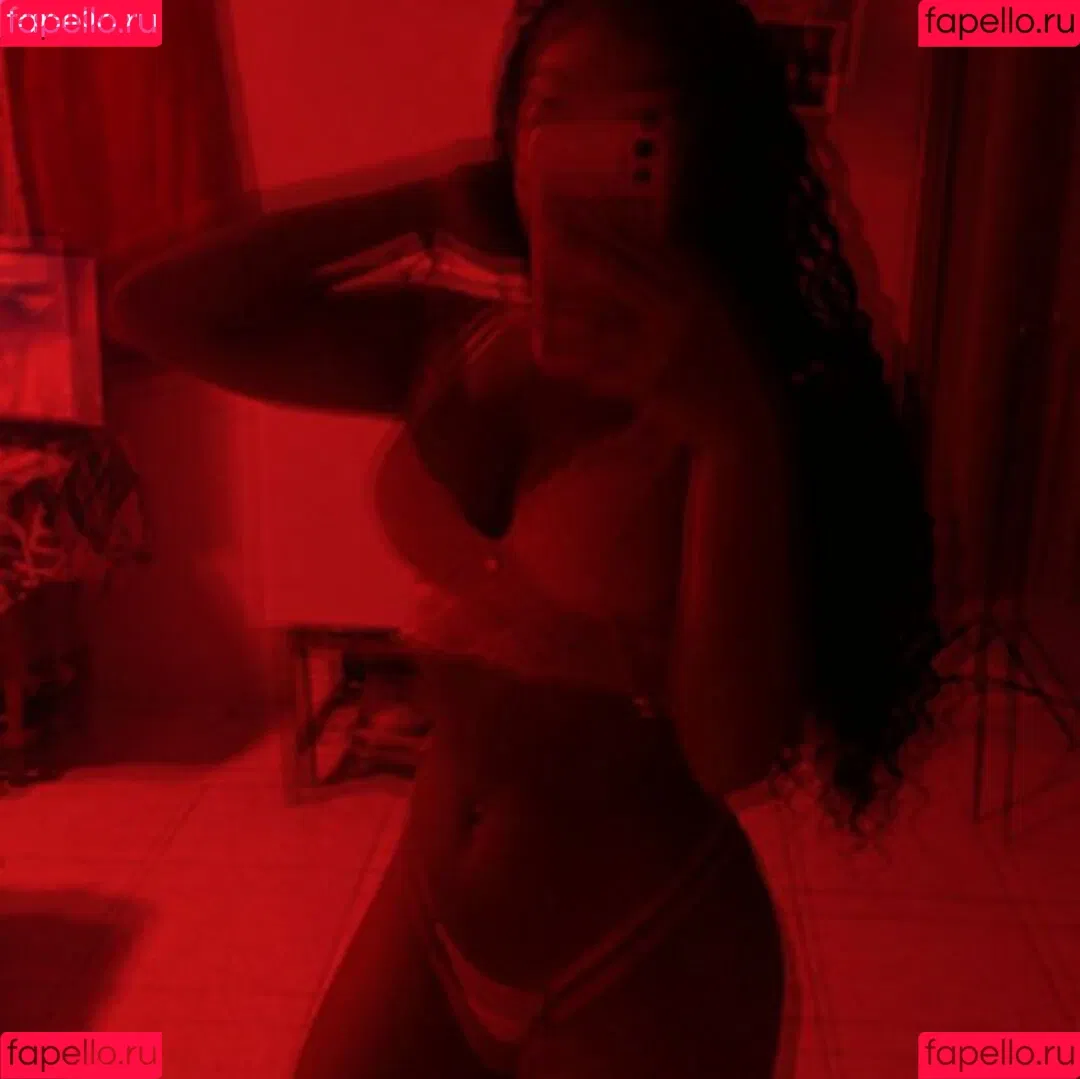 Scarletbigo Onlyfans Photo Gallery 