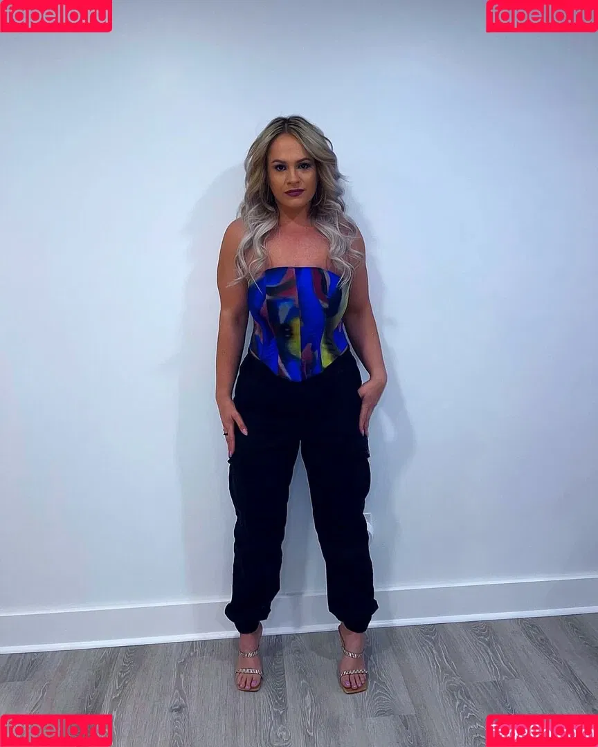 Nadia Allisha Onlyfans Photo Gallery 