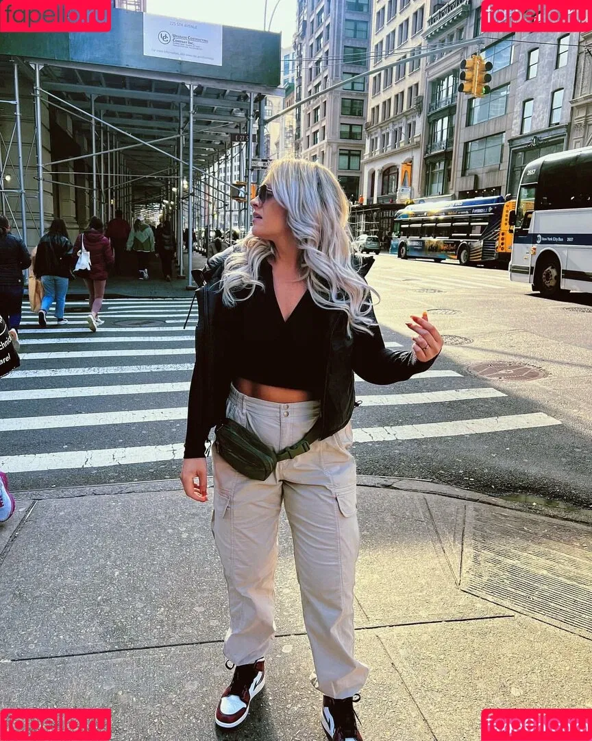 Nadia Allisha Onlyfans Photo Gallery 