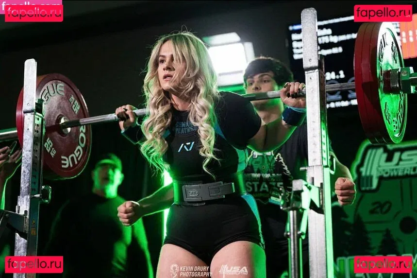 Nadia Allisha Onlyfans Photo Gallery 