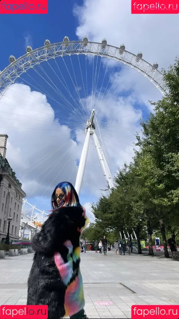 Sasha Banks Onlyfans Photo Gallery 