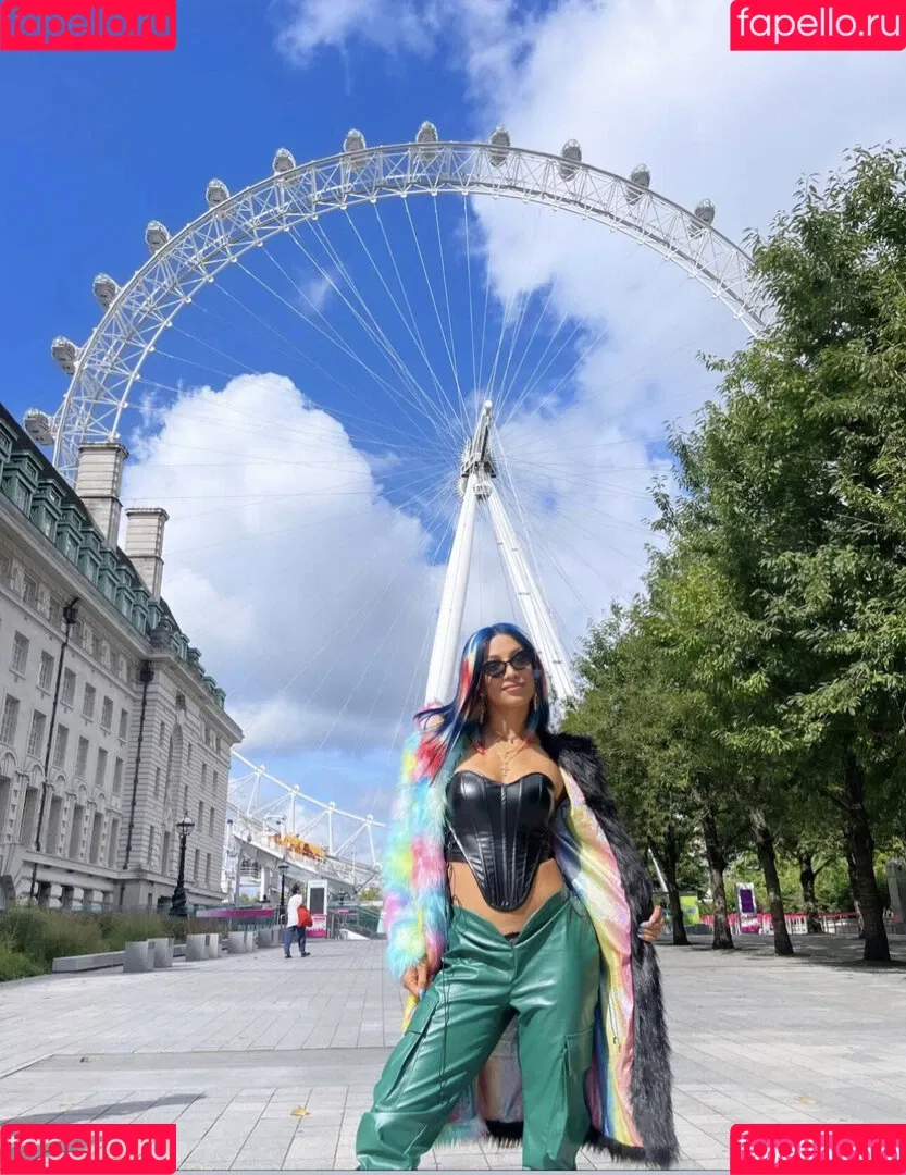 Sasha Banks Onlyfans Photo Gallery 