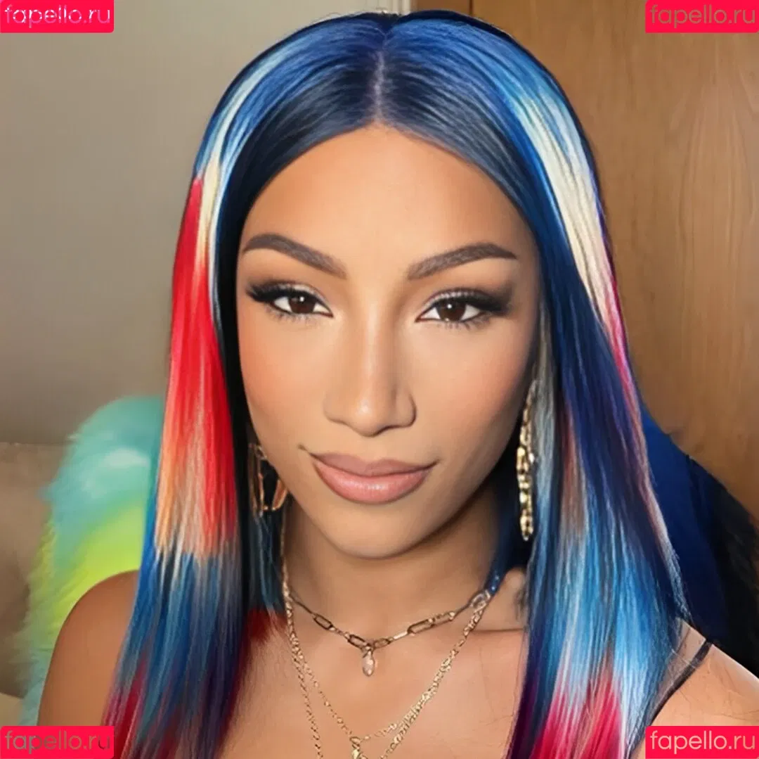 Sasha Banks Onlyfans Photo Gallery 
